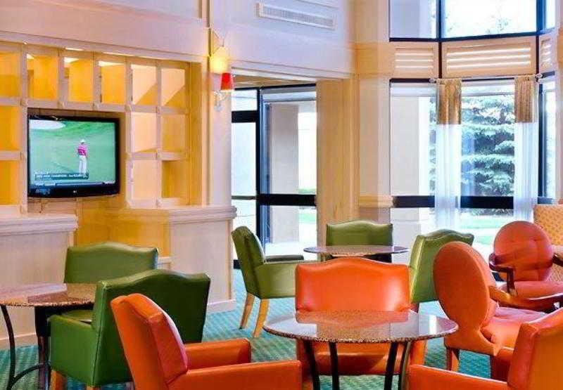 Best Western Plus Elgin - Chicago West Dundee المطعم الصورة